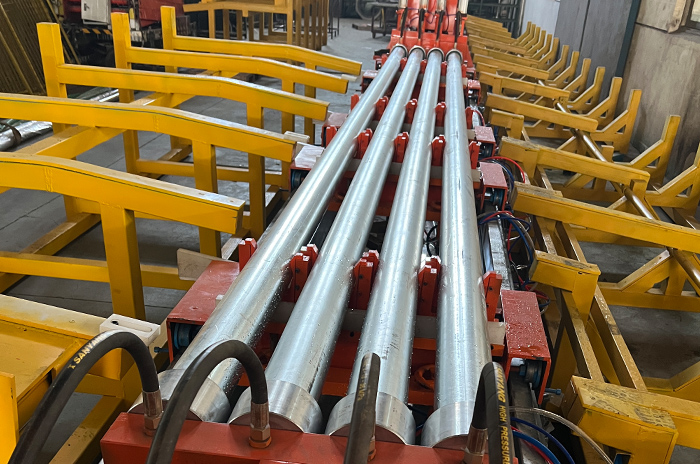 آلة اختبار الضغط الهيدروستاتيكي شبه الأوتوماتيكية