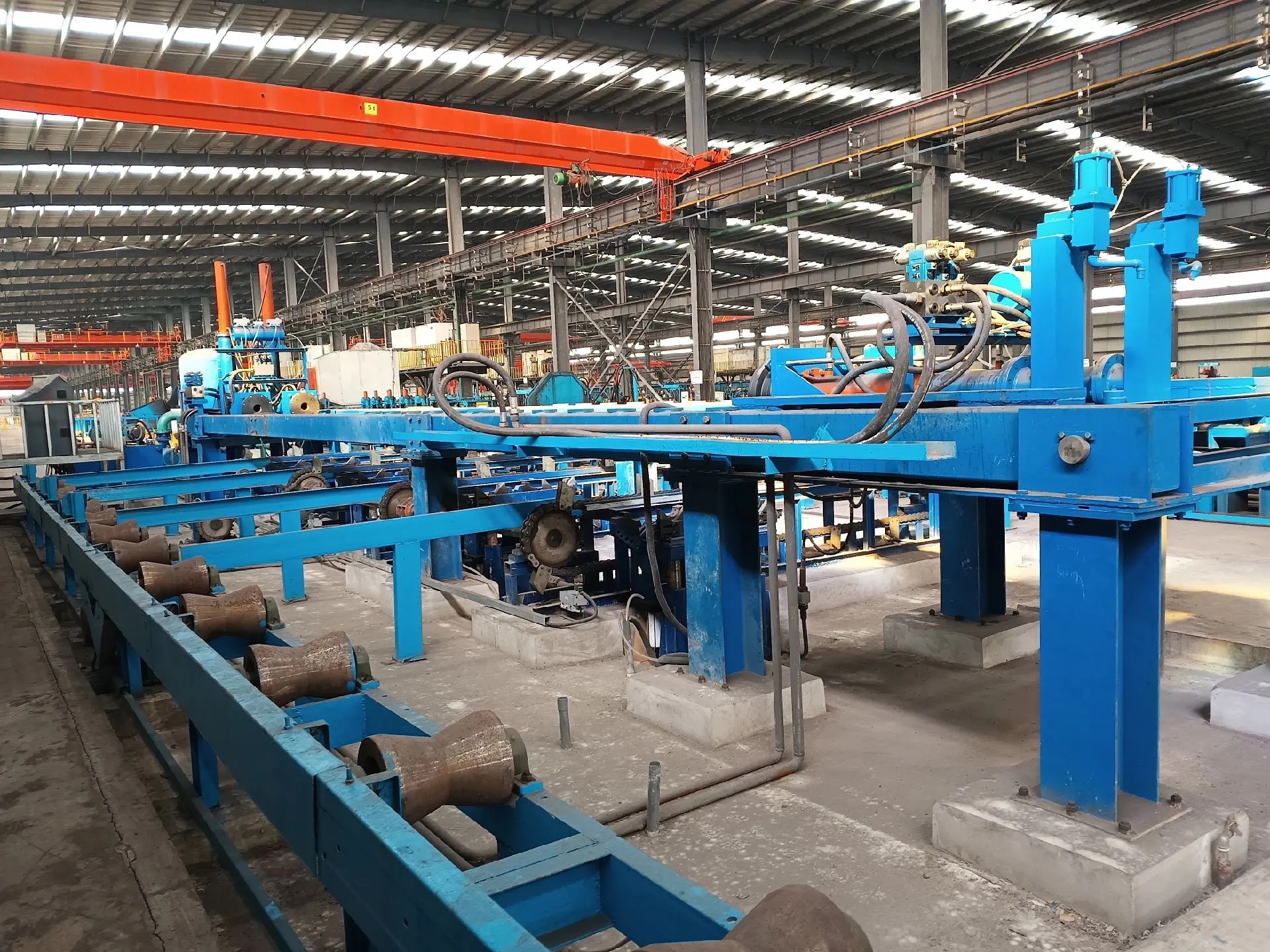 آلة التجويف والتشطيب